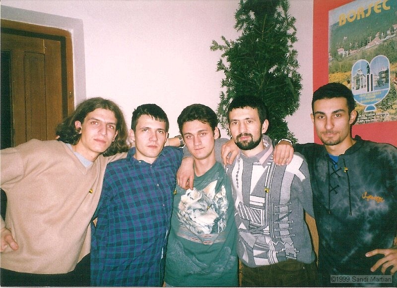 001.jpg