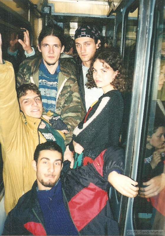 001.jpg