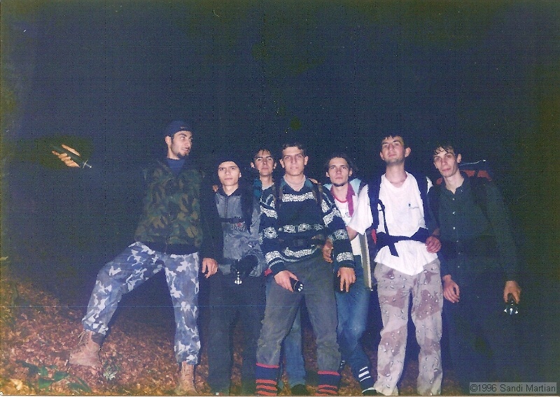 003.jpg