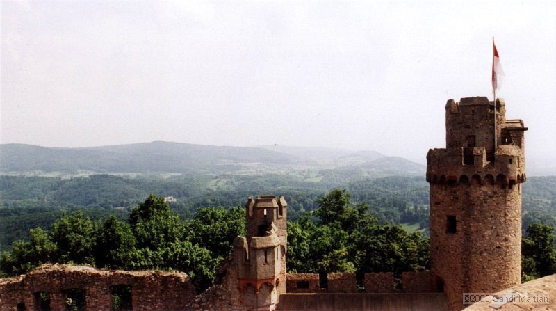 castle1.jpg